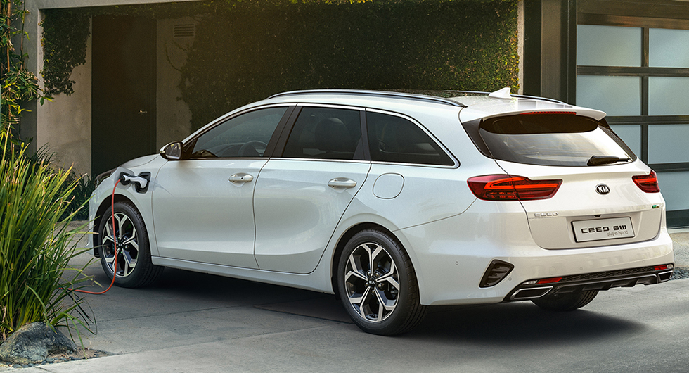 Kia Ceed blir laddhybrid!